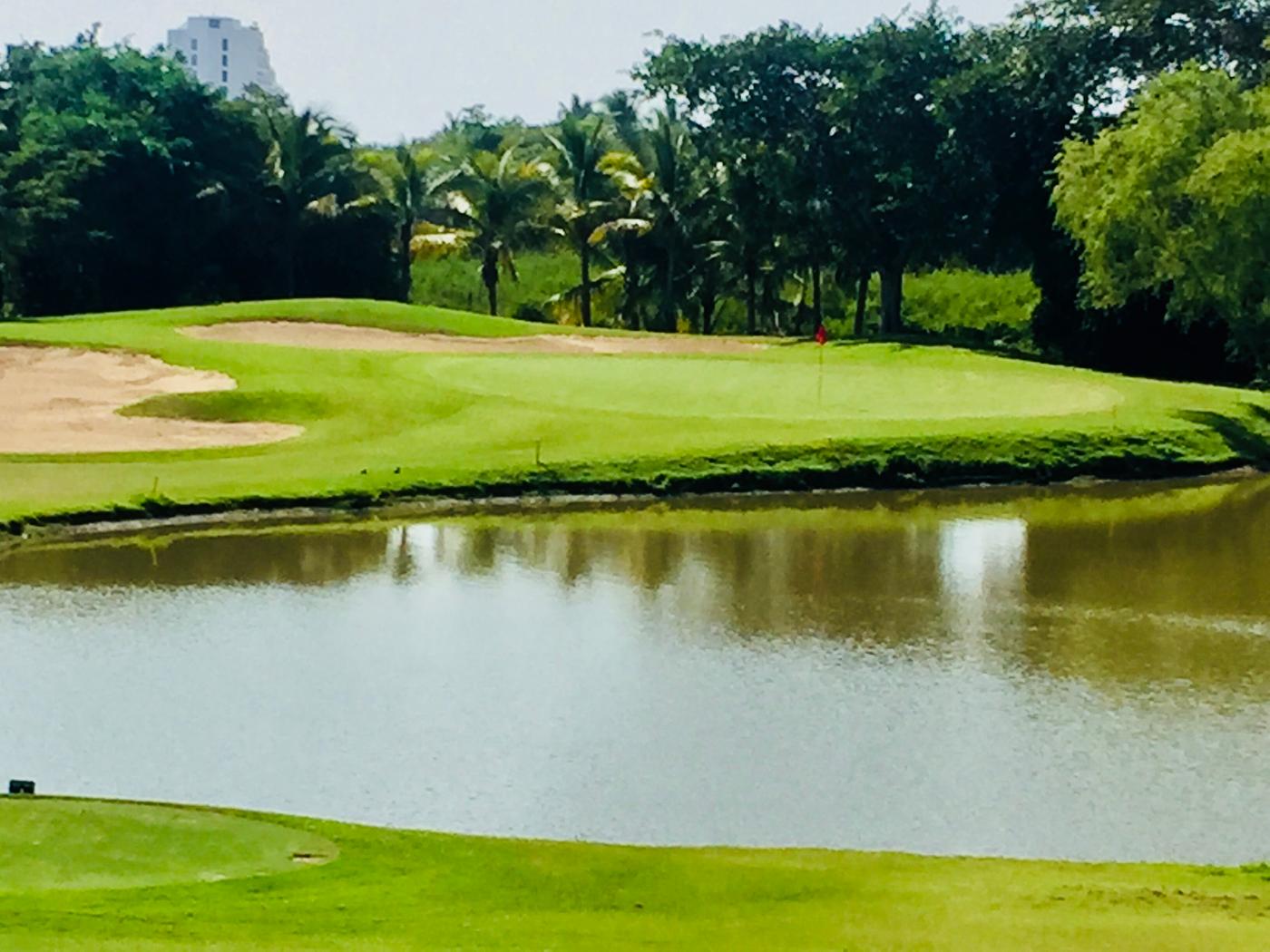 Flamingos Golf 18 hole Golf in Puerto Vallarta, Mexico